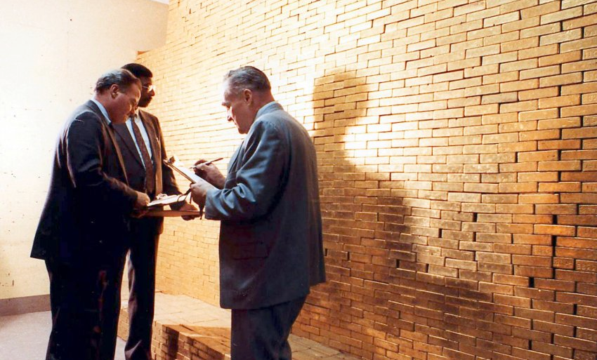 Gold and Central Banks – a Love-Hate Relationship